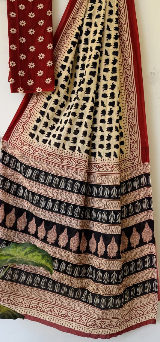 Hand Block Elephant Print Cotton Mul Saree – Red & Black
